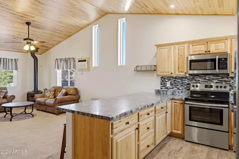 Kitchen - 2243 Sitgreaves Dr, Overgaard, AZ 85933 photo 2 of 3
