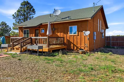 Exterior - 2243 Sitgreaves Dr, Overgaard, AZ 85933 photo 7 of 7