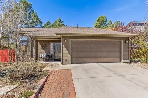 617 N Locust Dr, Flagstaff, AZ 86001