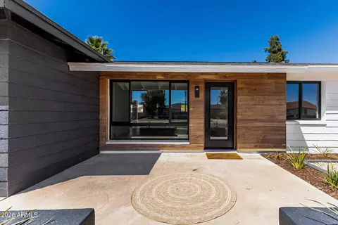 Exterior - 1244 E Hermosa Dr, Tempe, AZ 85282 photo 1 of 4