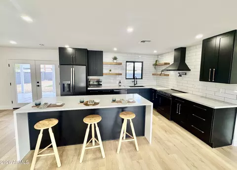Kitchen - 1244 E Hermosa Dr, Tempe, AZ 85282 photo 1 of 2