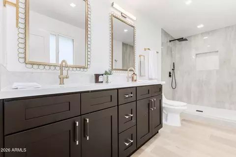 Bath - 1244 E Hermosa Dr, Tempe, AZ 85282 photo 1 of 3