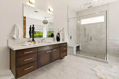 Bath - 4319 E Marion Way, Phoenix, AZ 85018 photo 3 of 9