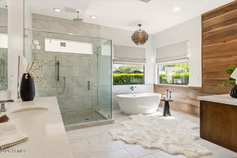 Bath - 4319 E Marion Way, Phoenix, AZ 85018 photo 1 of 9