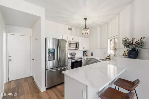 Kitchen - 4010 E Melinda Ln, Phoenix, AZ 85050 photo 1 of 4