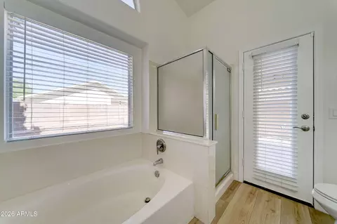 Bath - 1476 E Sierra Madre Ave, Gilbert, AZ 85296 photo 2 of 4
