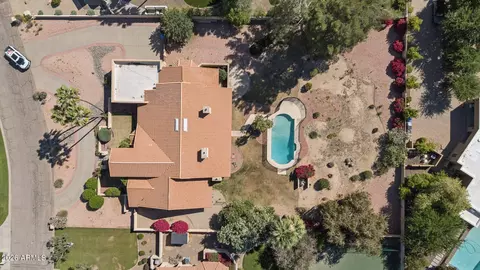 9814 N 53rd Pl, Paradise Valley, AZ 85253