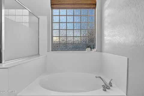Bath - 3637 E Dublin St, Gilbert, AZ 85295 photo 5 of 7