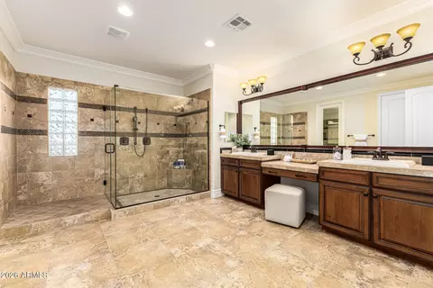 Bath - 2491 E Penedes Dr, Gilbert, AZ 85298 photo 4 of 10