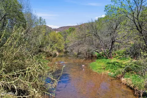 1070 N Page Springs Rd, Cornville, AZ 86325