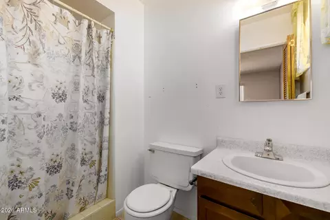 Bath - 1468 S Lawther Dr, Apache Junction, AZ 85120 photo 1 of 2