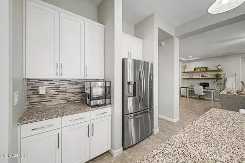 Kitchen - 7514 E Posada Ave, Mesa, AZ 85212 photo 4 of 9