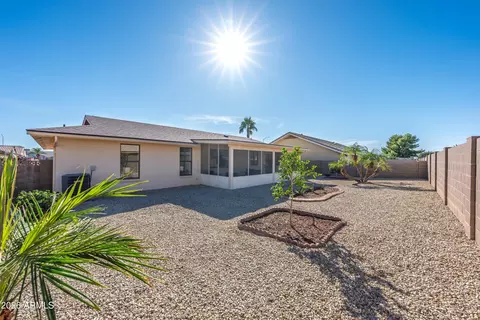 Exterior - 7824 E Navarro Ave, Mesa, AZ 85209 photo 4 of 7