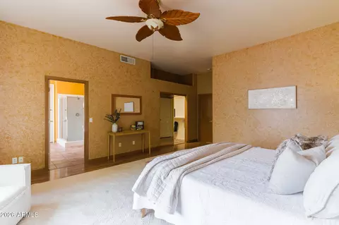 Bedroom - 2739 E Vista Dr, Phoenix, AZ 85032 photo 2 of 6