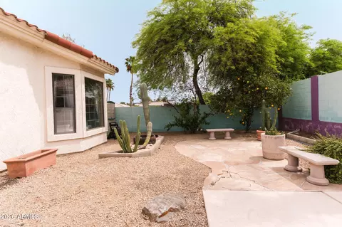 Exterior - 2739 E Vista Dr, Phoenix, AZ 85032 photo 11 of 12
