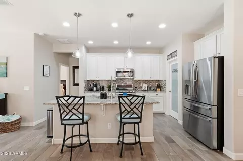 Kitchen - 8607 E Desert Ln, Mesa, AZ 85209 photo 2 of 5