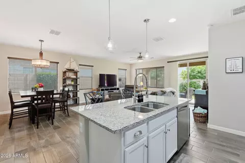 Kitchen - 8607 E Desert Ln, Mesa, AZ 85209 photo 5 of 5