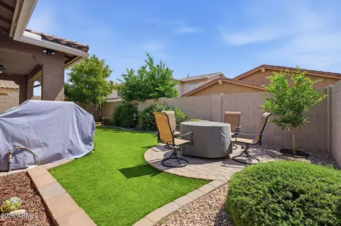 Exterior - 8607 E Desert Ln, Mesa, AZ 85209 photo 4 of 5