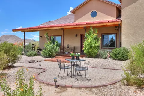 11422 N Hazeldine Rd, Casa Grande, AZ 85194