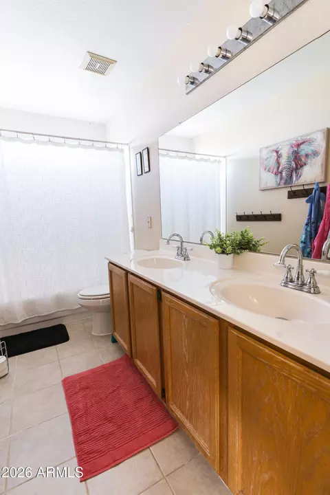 Bath - 7357 E Ivyglen St, Mesa, AZ 85207 photo 2 of 4
