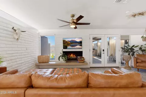3020 E Wethersfield Rd, Phoenix, AZ 85032