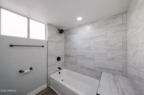 Bath - 3951 E Waltann Ln, Phoenix, AZ 85032 photo 5 of 5