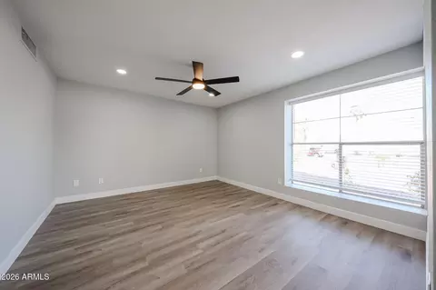 Living - 3951 E Waltann Ln, Phoenix, AZ 85032 photo 1 of 7
