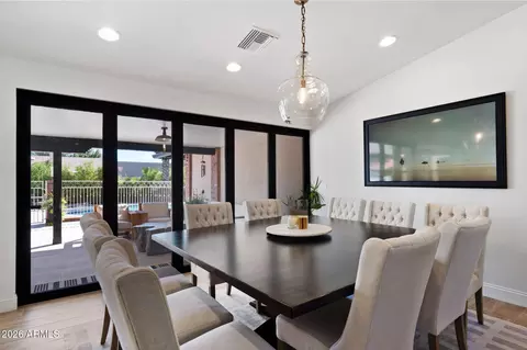 Dining - 1441 E Caroline Ln, Tempe, AZ 85284 photo 2 of 4