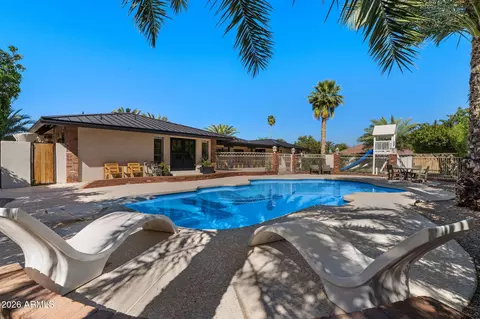 Exterior - 1441 E Caroline Ln, Tempe, AZ 85284 photo 10 of 11