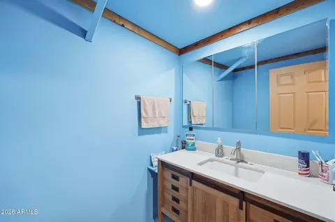 Bath - 2238 N Plaza Dr, Apache Junction, AZ 85120 photo 2 of 6