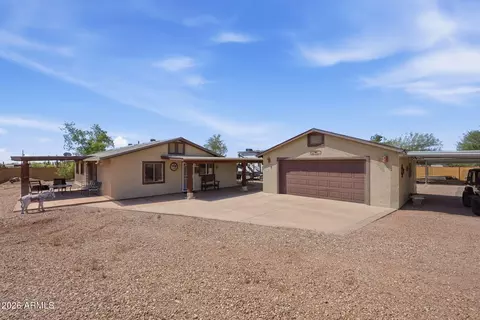 2238 N Plaza Dr, Apache Junction, AZ 85120