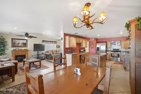 Dining - 2238 N Plaza Dr, Apache Junction, AZ 85120 photo 1 of 2