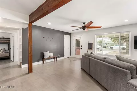 Entry Way - 3038 E Avalon Dr, Phoenix, AZ 85016 photo 1 of 5