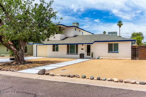 Exterior - 3038 E Avalon Dr, Phoenix, AZ 85016 photo 3 of 15