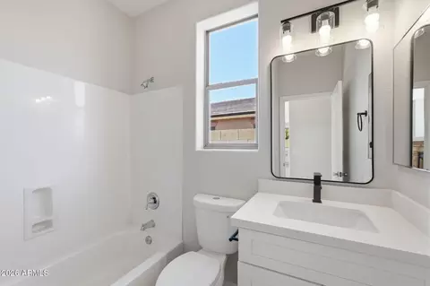 Bath - 4087 E Sidewinder Ct, Gilbert, AZ 85297 photo 1 of 4