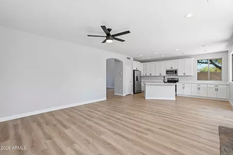 Living - 4087 E Sidewinder Ct, Gilbert, AZ 85297 photo 4 of 8