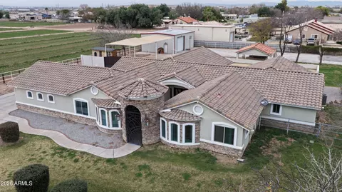 5502 N 105th Ln, Glendale, AZ 85307