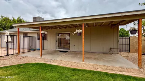 Exterior - 928 E Hope St, Mesa, AZ 85203 photo 5 of 11