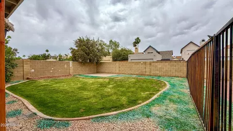 Exterior - 928 E Hope St, Mesa, AZ 85203 photo 7 of 11