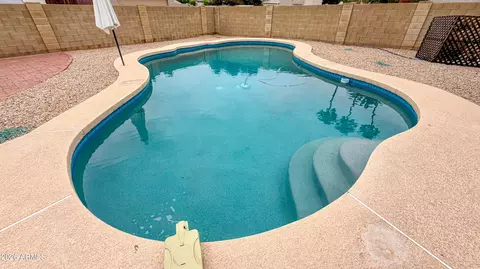 Exterior - 928 E Hope St, Mesa, AZ 85203 photo 2 of 11