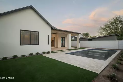 4237 N 41st Pl, Phoenix, AZ 85018 photo 5