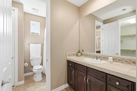 Bath - 2971 E Oriole Dr, Gilbert, AZ 85297 photo 9 of 9
