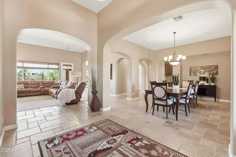 Entry Way - 2971 E Oriole Dr, Gilbert, AZ 85297 photo 2 of 8