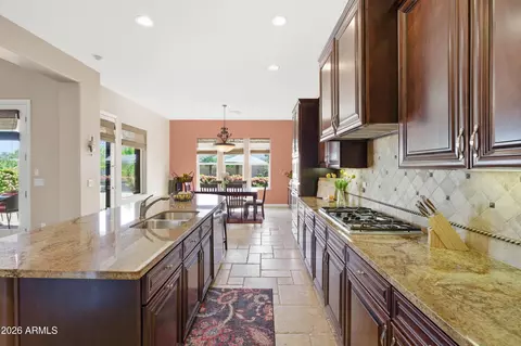 Kitchen - 2971 E Oriole Dr, Gilbert, AZ 85297 photo 8 of 9