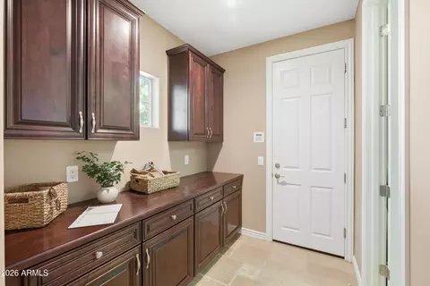 Entry Way - 2971 E Oriole Dr, Gilbert, AZ 85297 photo 8 of 8
