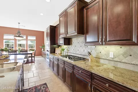 Kitchen - 2971 E Oriole Dr, Gilbert, AZ 85297 photo 7 of 9