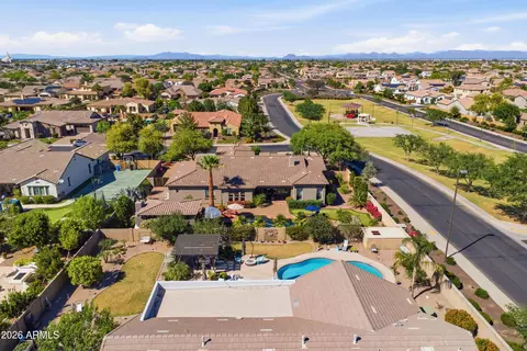 View/Area - 2971 E Oriole Dr, Gilbert, AZ 85297 photo 4 of 17