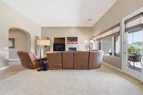 Living - 2971 E Oriole Dr, Gilbert, AZ 85297 photo 3 of 6