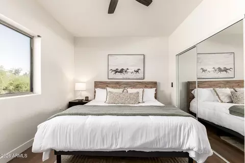 Bedroom - 920 E Devonshire Ave #2020, Phoenix, AZ 85014 photo 2 of 4