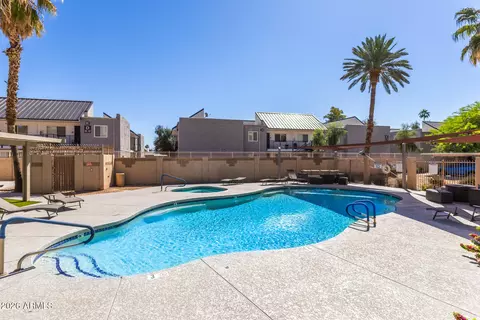 Exterior - 920 E Devonshire Ave #2020, Phoenix, AZ 85014 photo 4 of 4